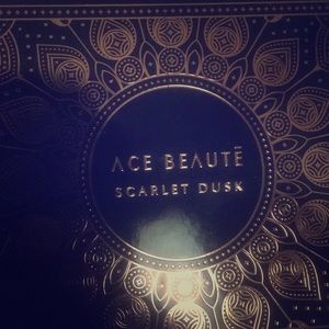 Ace Beaute scarlet dusk eyeshadow palette